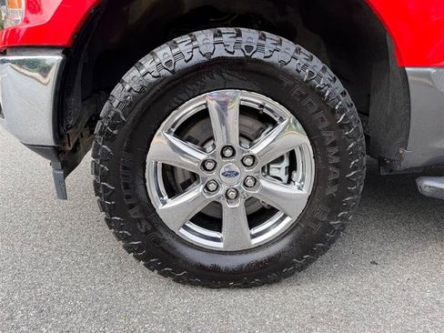 Used 2019 Ford F150 XLT w/ Equipment Group 302A Luxury AWD/4WD image 15