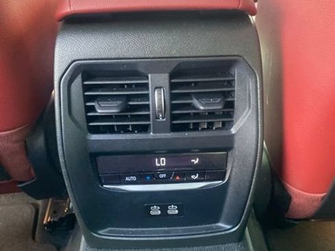 Used 2022 BMW 330e RWD image 17