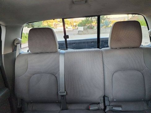 Used 2017 Nissan Frontier SV RWD image 28