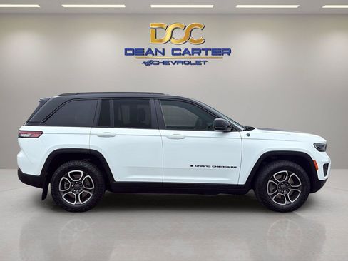 Used 2022 Jeep Grand Cherokee Trailhawk AWD/4WD image 6