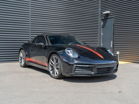 Used 2021 Porsche 911 Carrera image 7