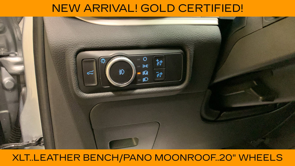 Used 2023 Ford Explorer XLT w/ Equipment Group 202A AWD/4WD image 33