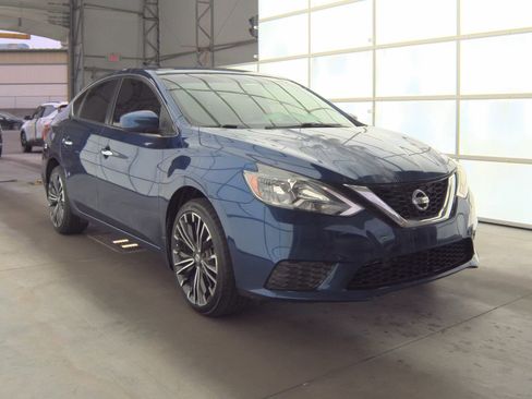 Used 2017 Nissan Sentra S FWD image 2