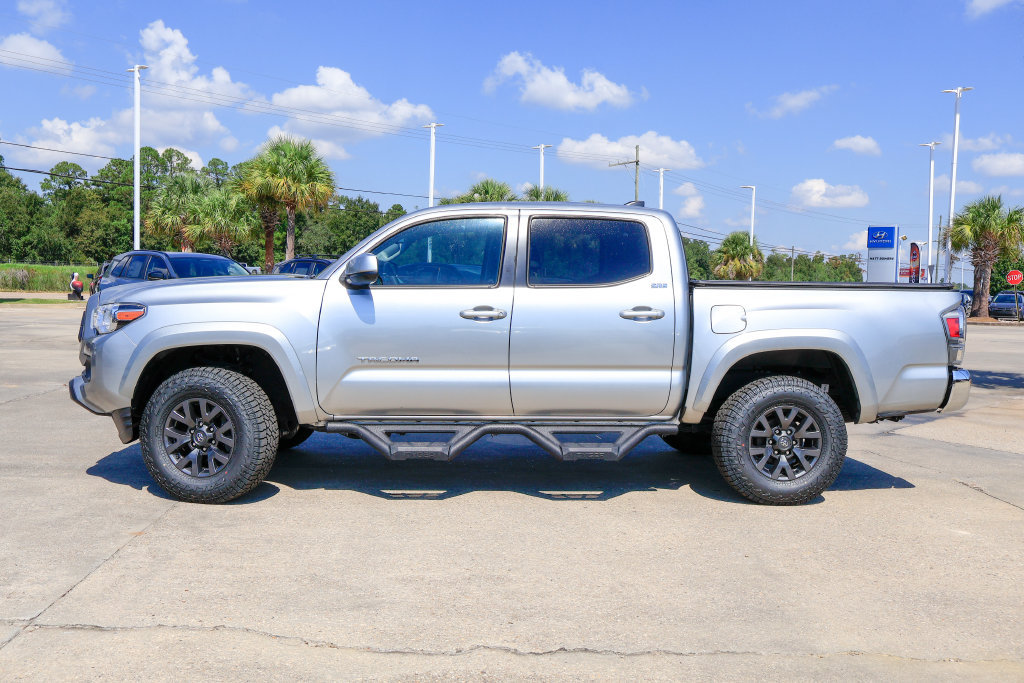 Used 2023 Toyota Tacoma SR5 RWD image 26