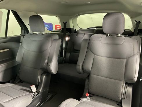 New 2026 Ford Explorer Active RWD image 16