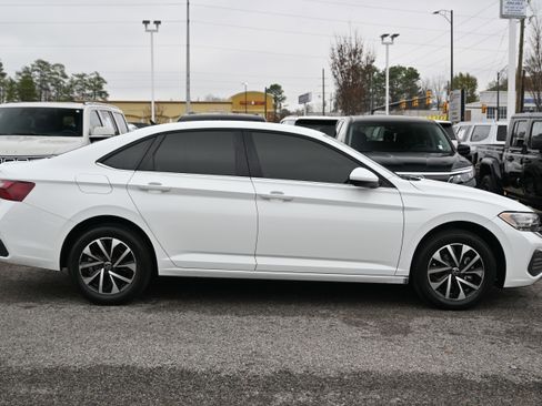 Used 2023 Volkswagen Jetta S image 16