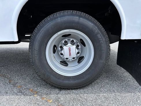 New 2026 GMC Sierra 3500 Pro w/ Convenience Package AWD/4WD image 35
