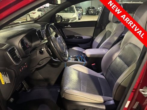 Used 2017 Kia Sportage SX image 9