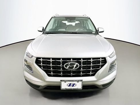 New 2026 Hyundai Venue SEL image 2