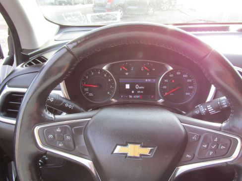 Used 2019 Chevrolet Equinox LT image 22