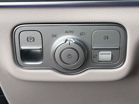 New 2026 Mercedes-Benz GLS 450 4MATIC image 39