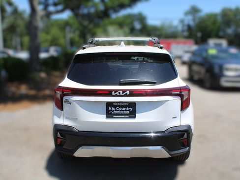 New 2026 Kia Seltos SX w/ SX Sunroof Package AWD/4WD image 8