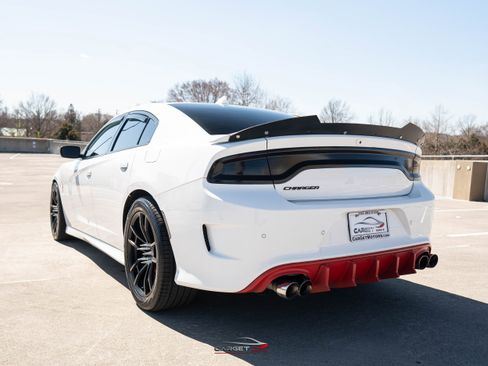 Used 2022 Dodge Charger Scat Pack w/ Dynamics Package image 5
