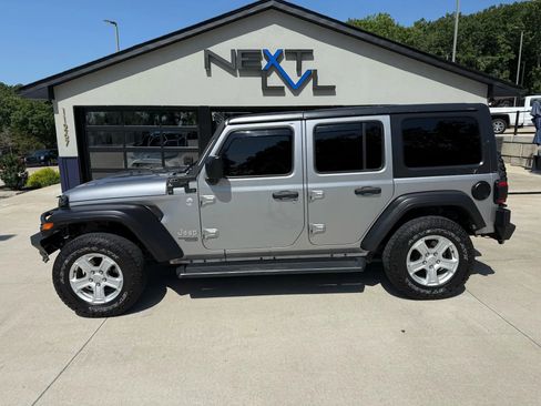 Used 2020 Jeep Wrangler Unlimited Sport S image 6