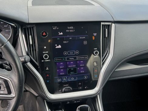 Used 2020 Subaru Outback Premium image 14