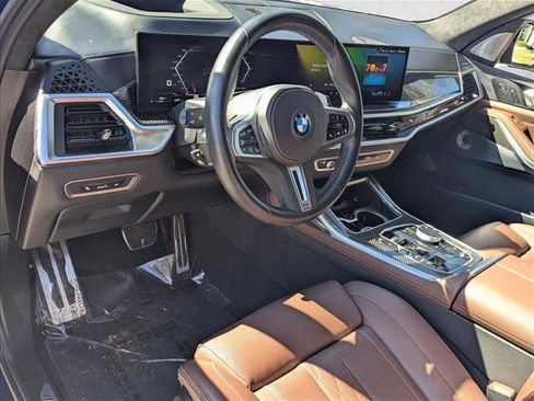 Used 2024 BMW X7 M60i w/ Executive Package image 10