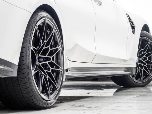Used 2023 BMW M3 Competition w/ Executive Package AWD/4WD image 23