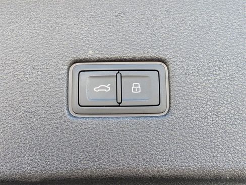 Used 2022 Audi RS Q8 image 7