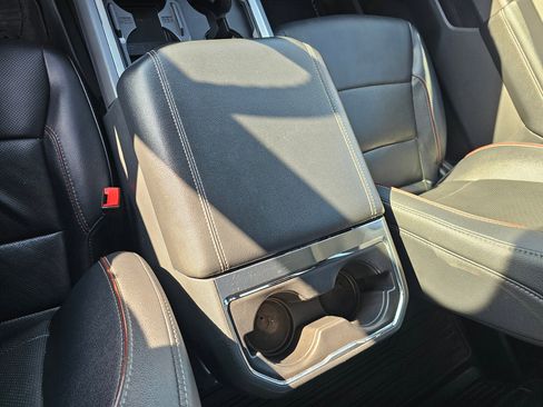 Used 2023 Ford F350 Lariat image 25