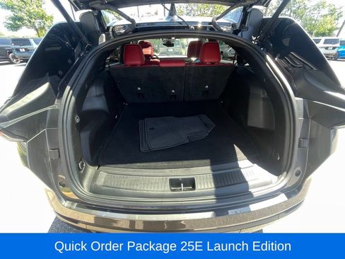 Used 2024 Jeep Wagoneer Launch Edition AWD/4WD image 12