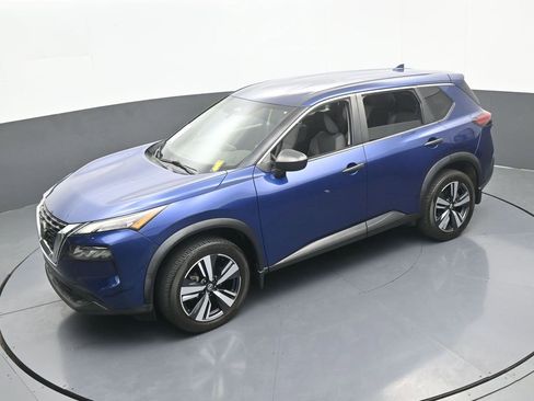 Used 2021 Nissan Rogue S image 41