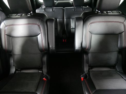 Used 2022 Ford Explorer ST-Line AWD/4WD image 13