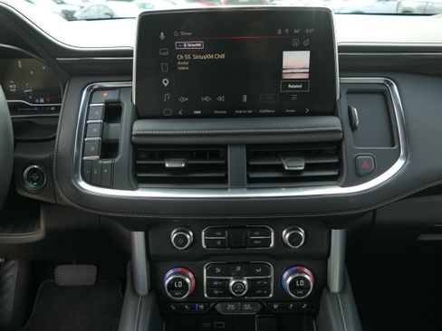 Used 2023 GMC Yukon SLT w/ SLT Premium Package AWD/4WD image 20