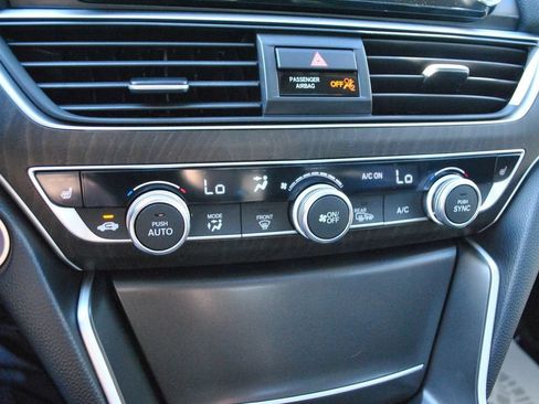 Certified 2018 Honda Accord EX image 23