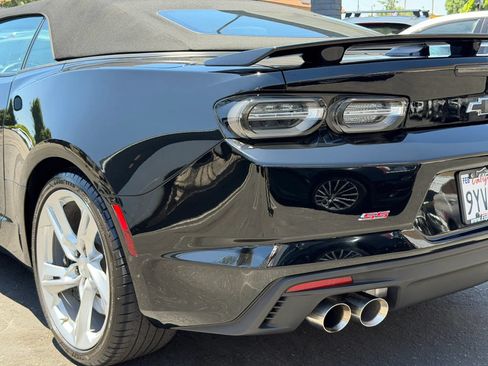 Used 2023 Chevrolet Camaro SS RWD image 27