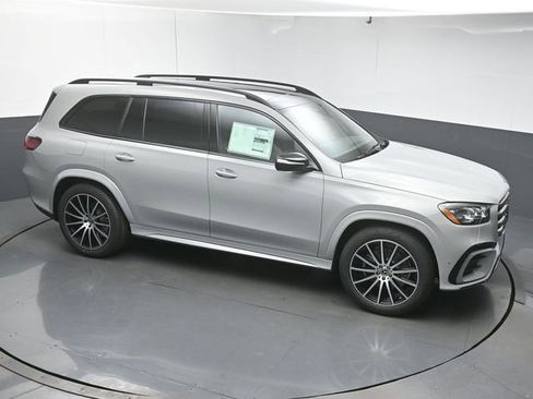 New 2026 Mercedes-Benz GLS 450 4MATIC image 47