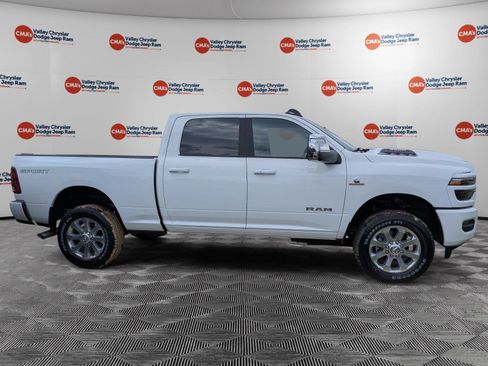 New 2026 RAM 2500 Laramie w/ Sport Appearance Package AWD/4WD image 4