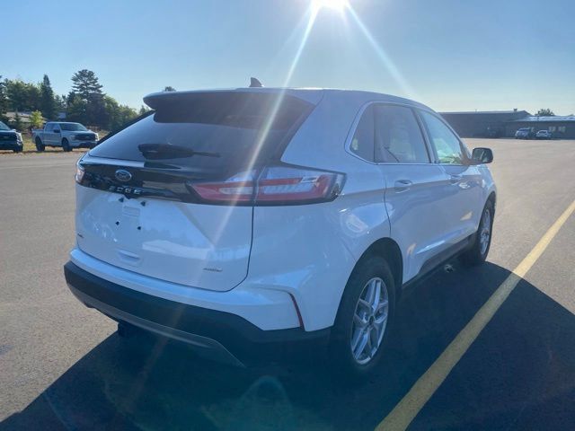 Used 2024 Ford Edge SEL w/ Convenience Package AWD/4WD image 5