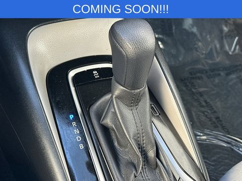 Used 2020 Toyota Corolla LE w/ Carpet Mat Package (TMS) FWD image 21