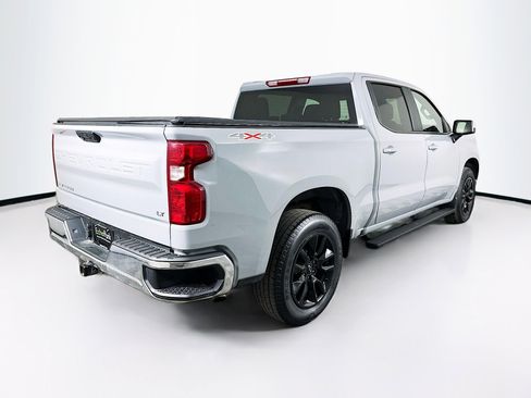 Used 2024 Chevrolet Silverado 1500 LT image 9