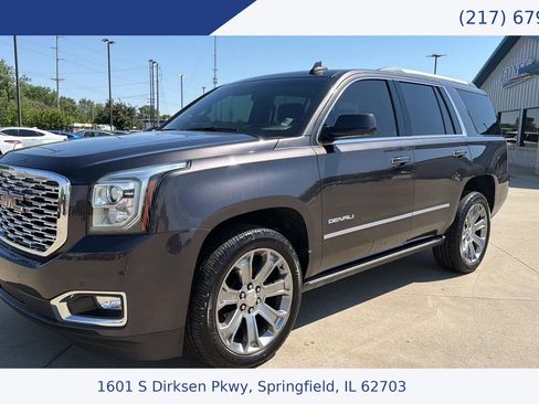 Used 2018 GMC Yukon Denali w/ Denali Ultimate Package AWD/4WD image 1