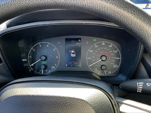 Used 2025 Toyota Corolla LE FWD image 22