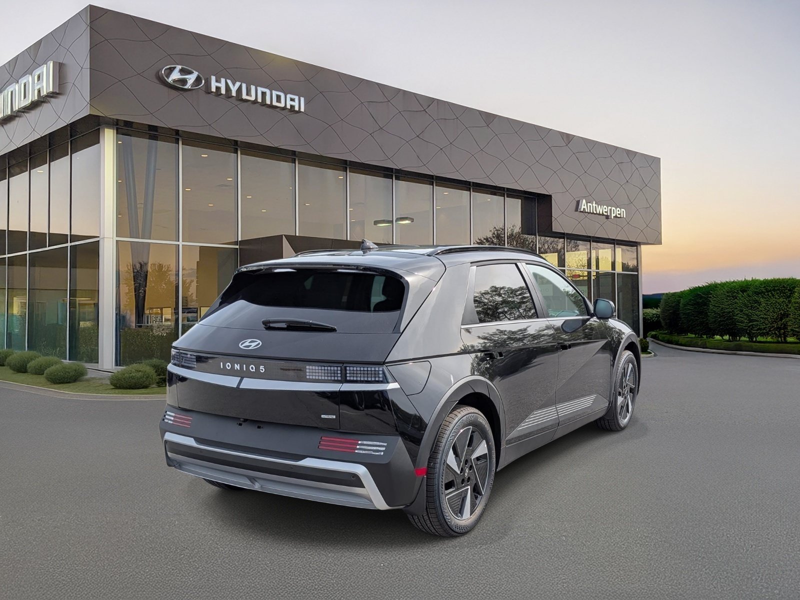 New 2027 Hyundai Ioniq 5 SEL AWD/4WD image 3