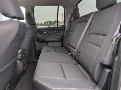 Used 2024 Honda Ridgeline Sport image 27