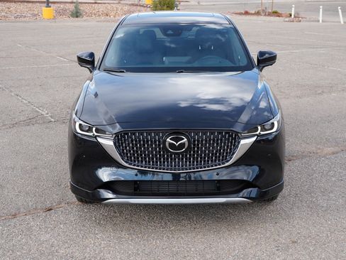 New 2025 MAZDA CX-5 Signature image 3