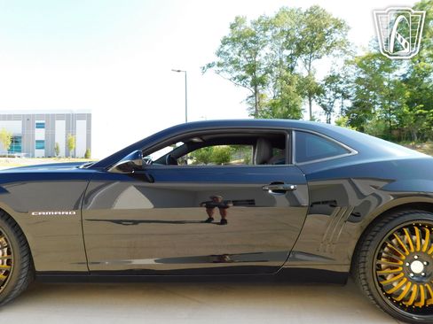 Used 2013 Chevrolet Camaro SS w/ RS Package RWD image 13