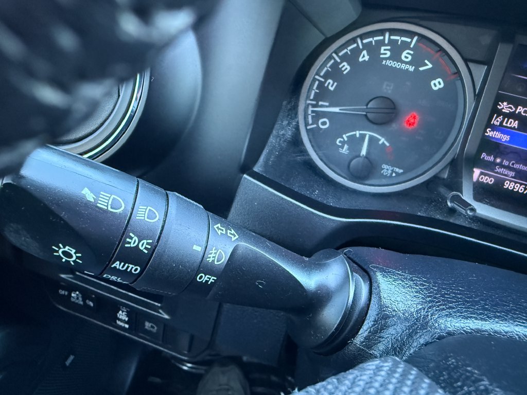 Used 2019 Toyota Tacoma TRD Pro AWD/4WD image 25