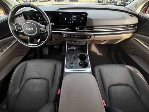 Used 2026 Kia Carnival FWD image 35