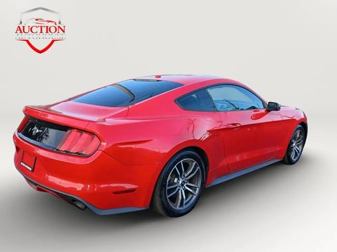 Used 2016 Ford Mustang Premium RWD image 5