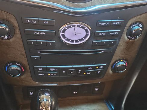 Used 2014 INFINITI QX80 4WD w/ Theater Package image 39