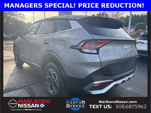 Used 2024 Kia Sportage LX image 5