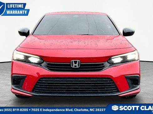 Used 2023 Honda Civic Sport image 2