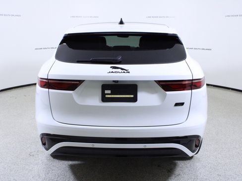 Used 2026 Jaguar F-PACE R-Dynamic S image 6