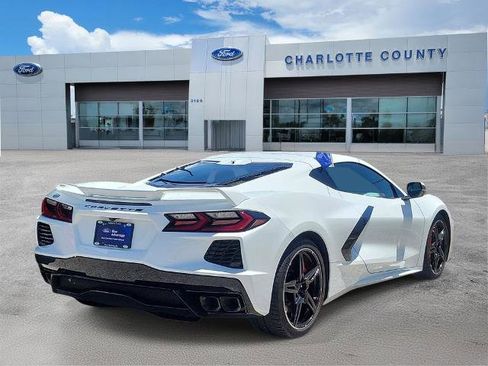 Used 2023 Chevrolet Corvette Stingray Preferred Cpe w/ Z51 Performance Package RWD image 4