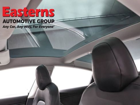 Used 2018 Tesla Model 3 Long Range image 31