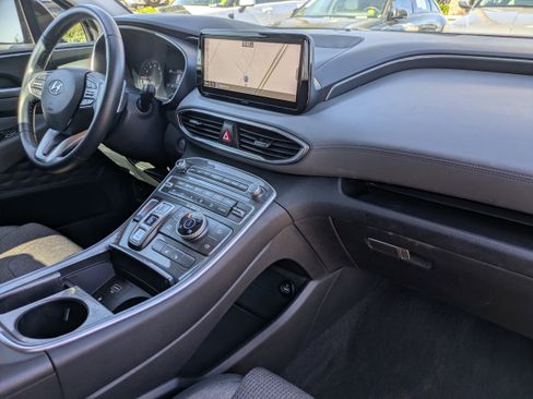 Certified 2023 Hyundai Santa Fe SEL image 12